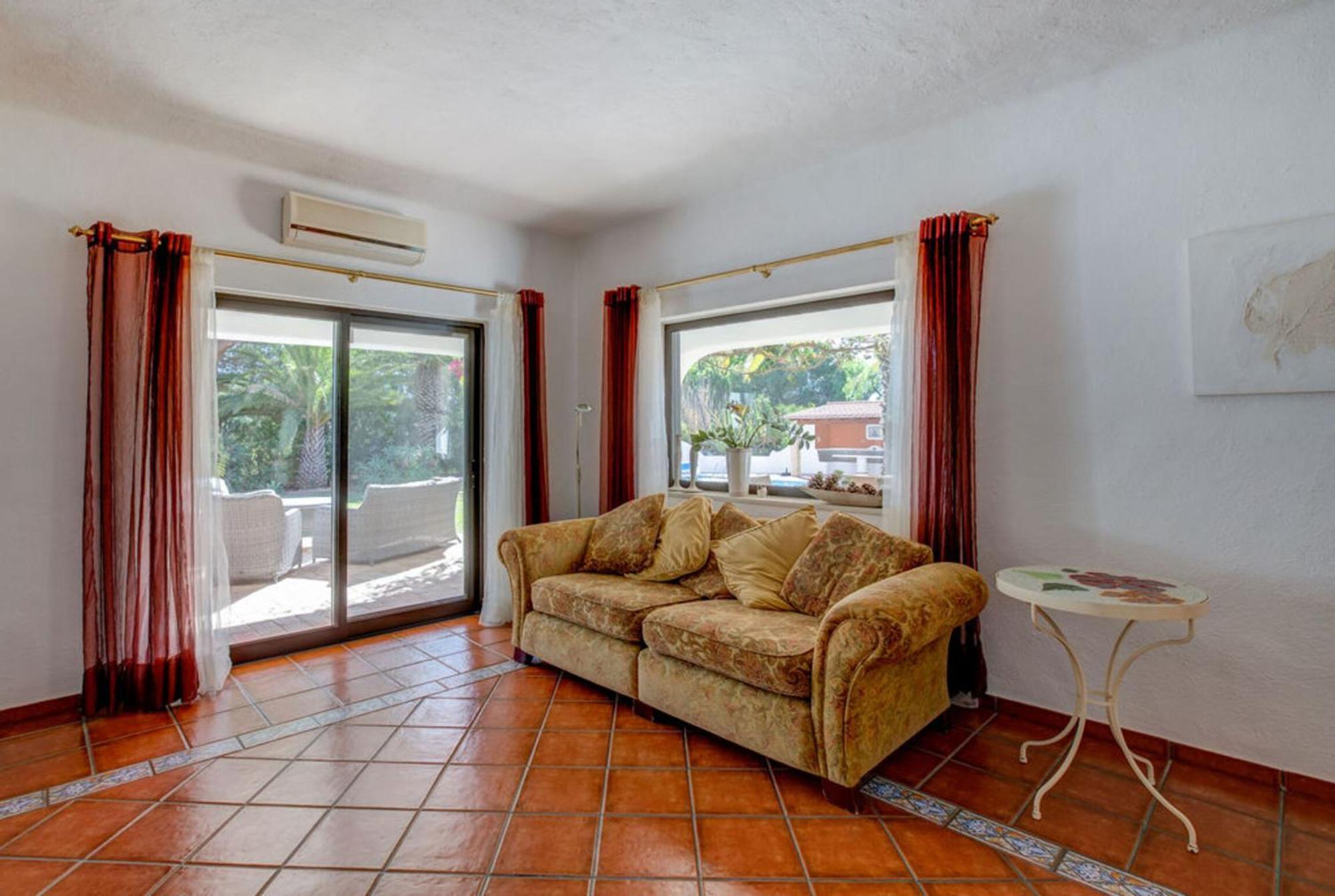 Villa Barlavento - Stunning 4-Bedroom Villa With Tennis Court Карвоейру Экстерьер фото